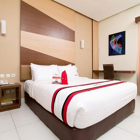 Reddoorz Near Roxy Hotel Jakarta Ngoại thất bức ảnh