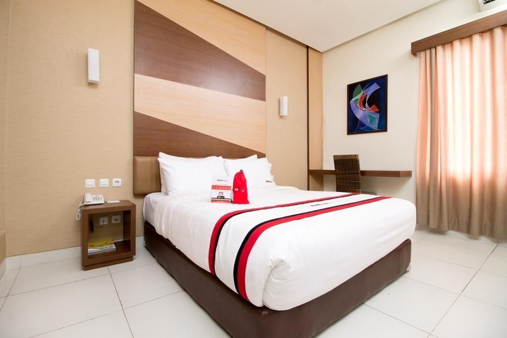 Reddoorz Near Roxy Hotel Jakarta Ngoại thất bức ảnh