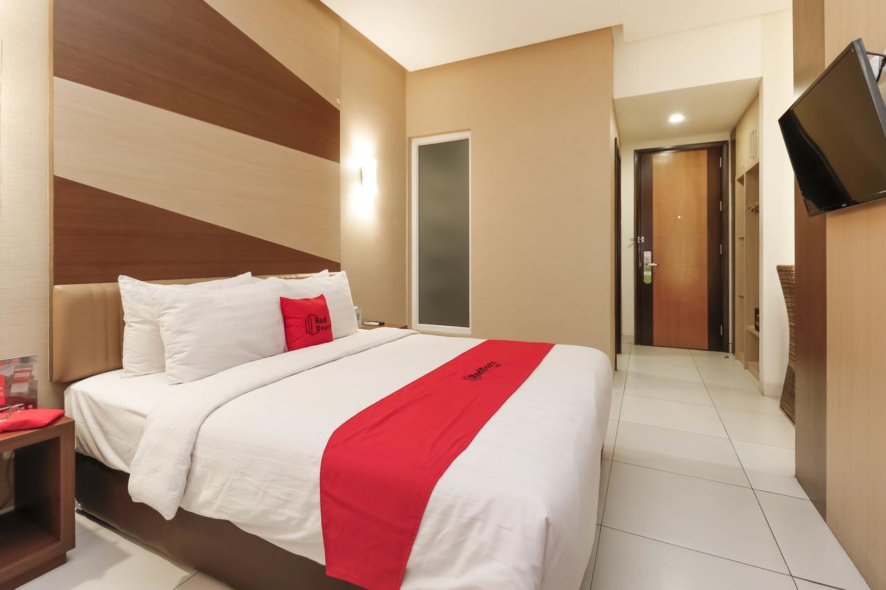 Reddoorz Near Roxy Hotel Jakarta Ngoại thất bức ảnh