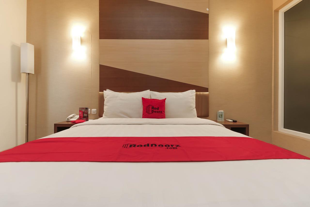 Reddoorz Near Roxy Hotel Jakarta Ngoại thất bức ảnh